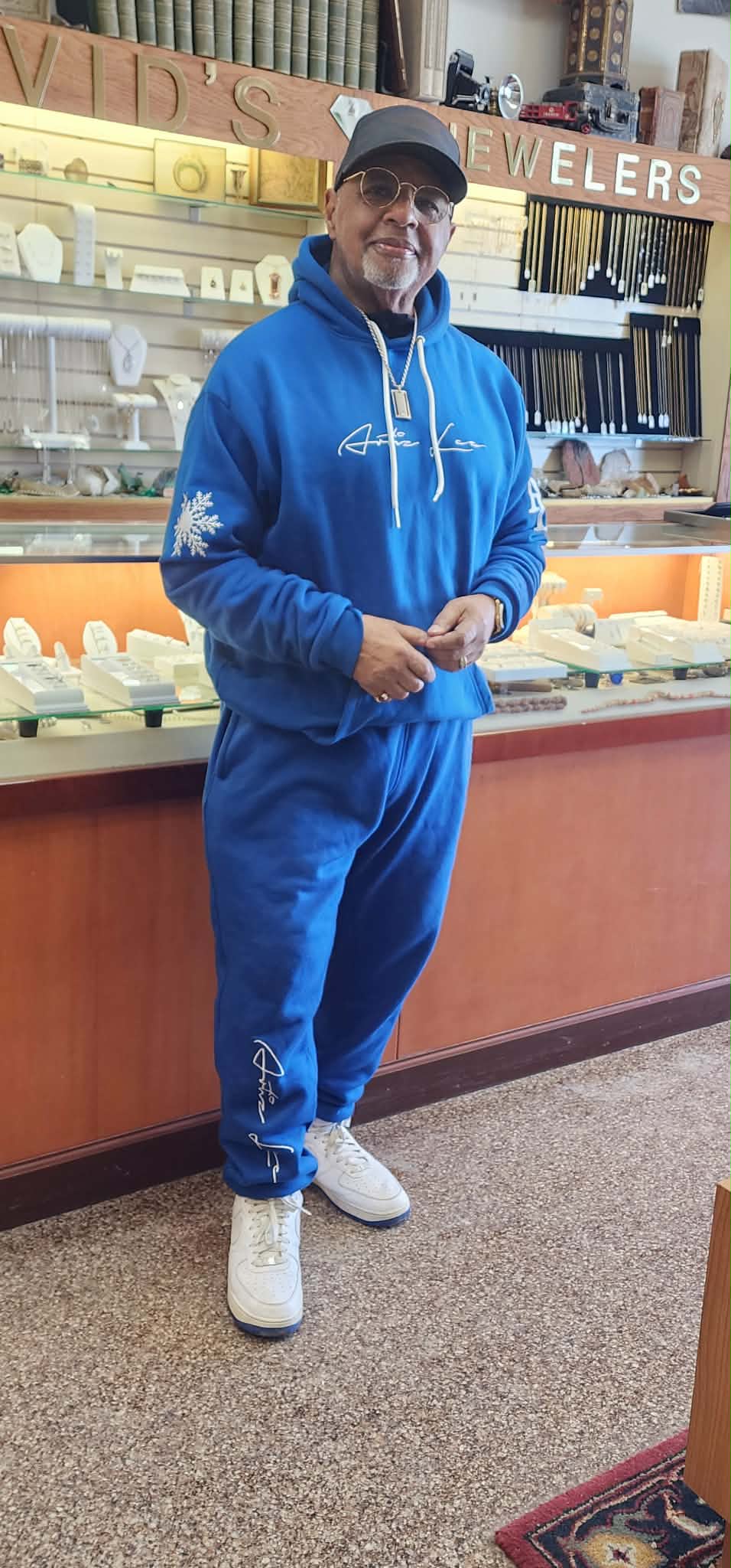 Signature Fleece Pullover Hoodie