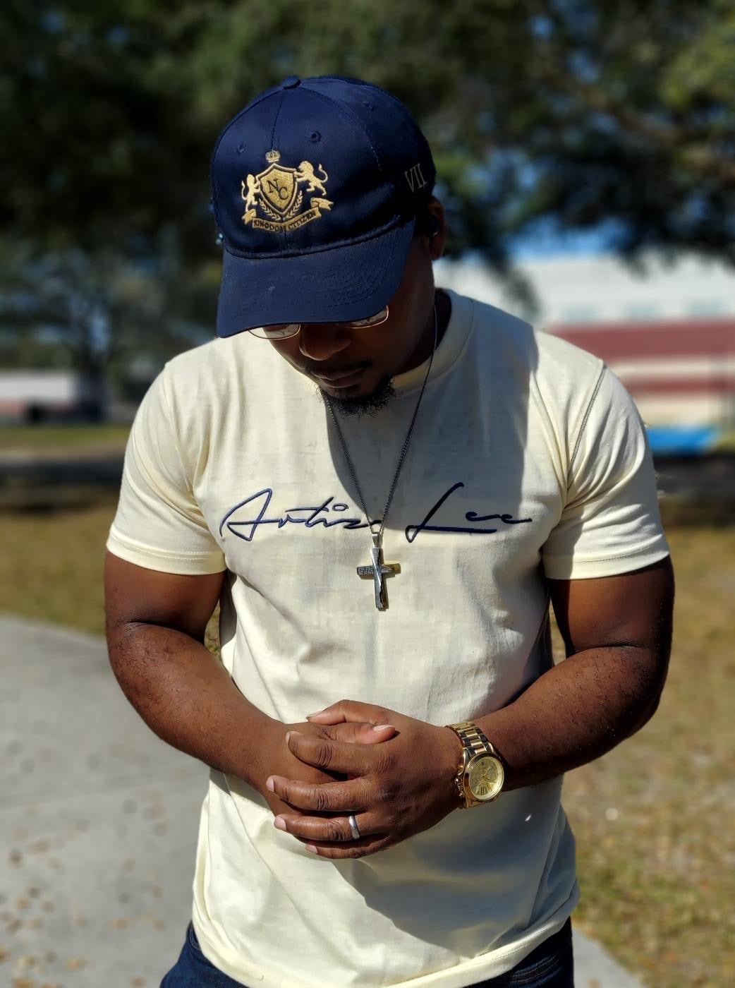 Artiz Lee Signature T-Shirt